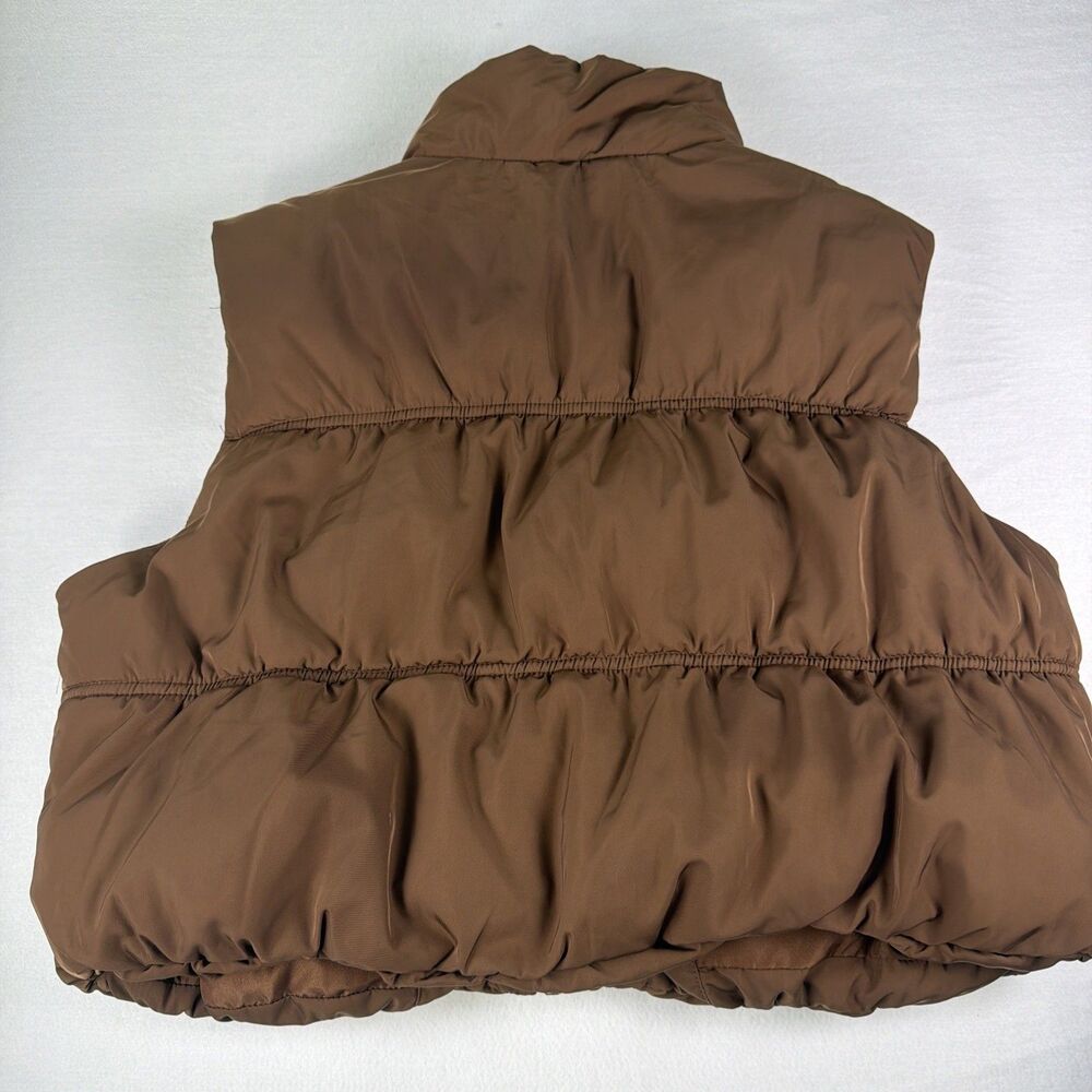 Brown H&M Cropped Puffer Vest Size Medium Chocolate Earth Tone Gorpcore - Picture 5 of 7